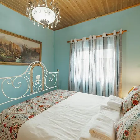 Casa Do Malhadinhas By Vacationy * Vila Nova de Paiva
